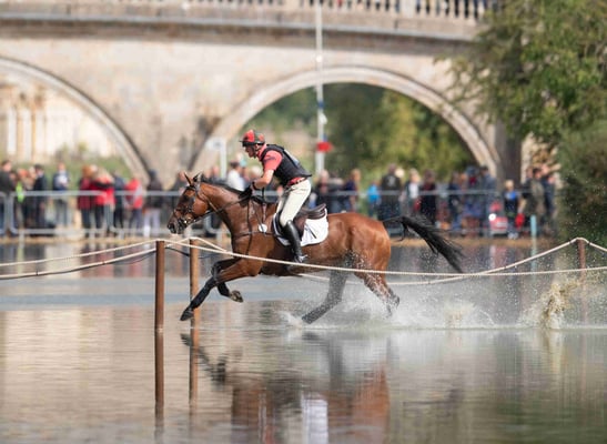 Racing through water